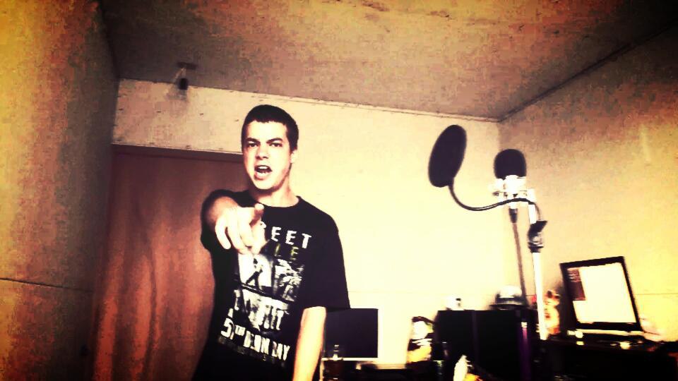  z - 13  2015  09:49 - 3