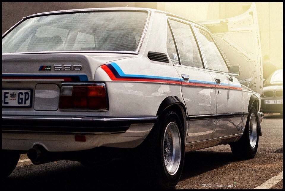 BMW 5 Series E12 - 3
