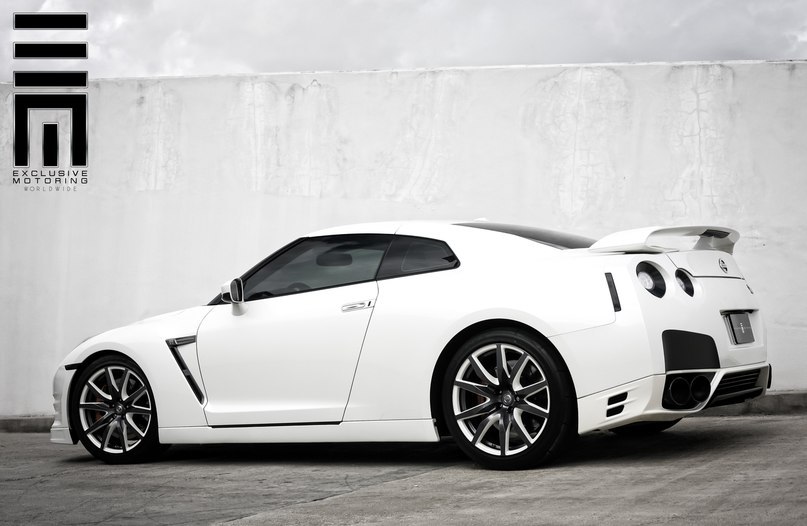 Nissan GT-R. - 8