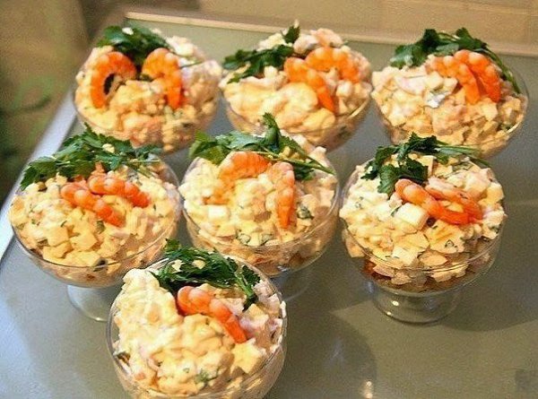 «Миллион за салат».Очаровательный, нежный, воздушный, а вкуснющий!Ингредиенты:- 500 г обычных ...