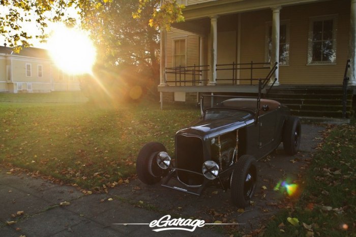 1927 Ford Roadster - 3