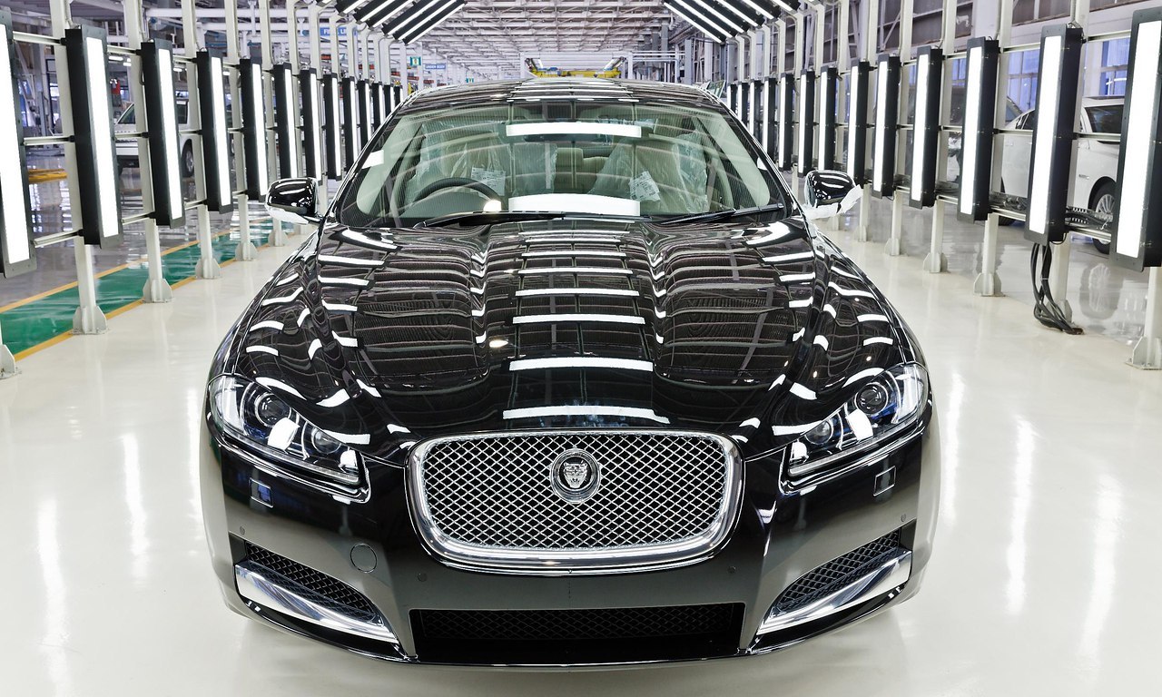 Jaguar XF