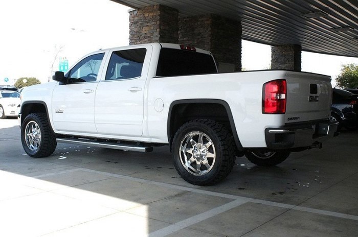 2015 GMC Sierra 1500 SLE - 3