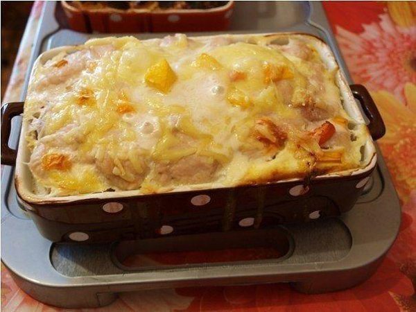 Запеканка с курицей и тыквой.Ингредиенты:Филе куриной грудкиЧеснок (2 зубчика)ТыкваПомидоры (2 ...