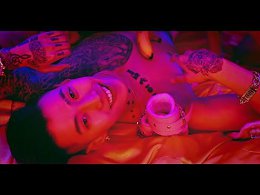 Jay Park     ,,MOMMAE",     Ugly Duck.( 19+)      )  ,  ,  .     . ...