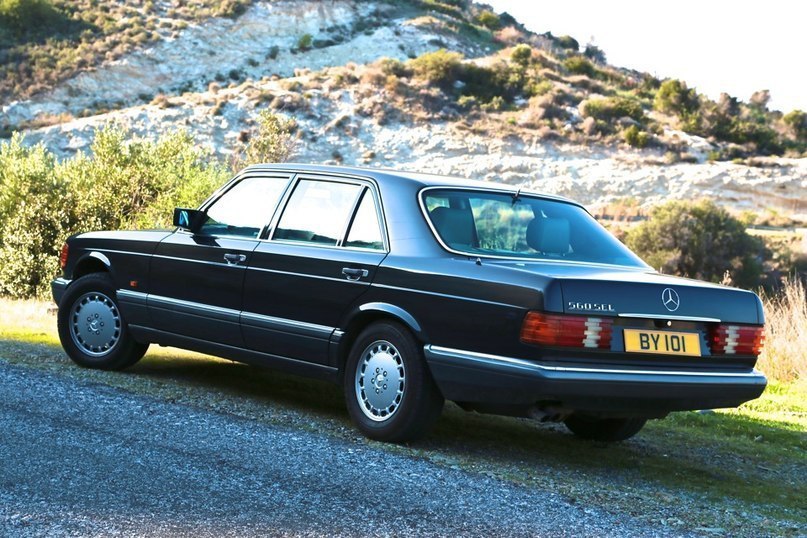 Mercedes-Benz SE-class W126.