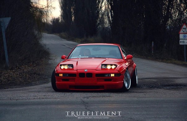 BMW 8 Series E31