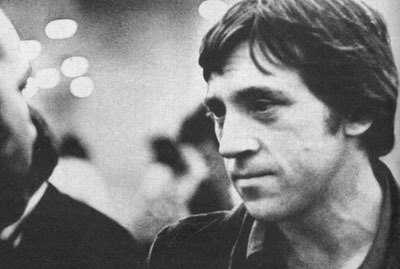 Для остановки нет причин, Иду, скользя. И в мире нет таких вершин, Что взять нельзя. В. Высоцкий
