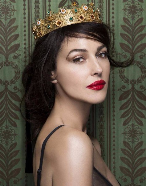 Monica and Dolce & Gabbana - 3