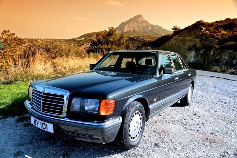 Mercedes-Benz SE-class W126. - 2