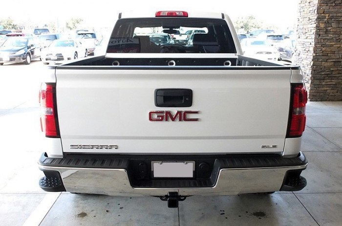 2015 GMC Sierra 1500 SLE - 2