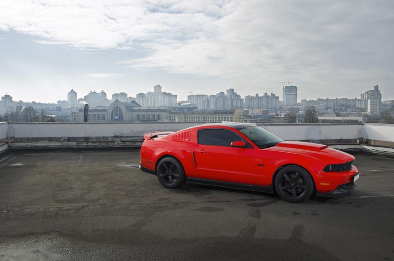 Ford Mustang GT 5.0. - 3