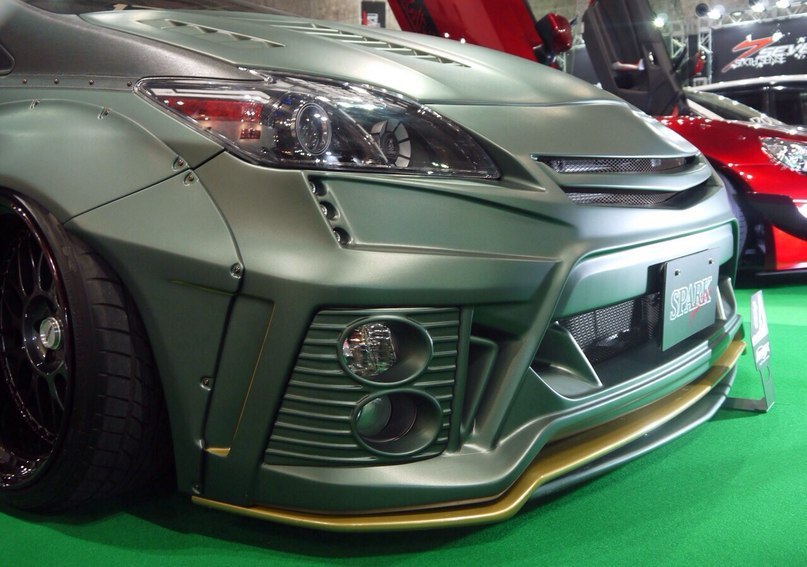 SPARK CUSTOM GARAGE PRIUS - 3
