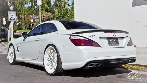 Mercedes-Benz SL63 AMG - 7