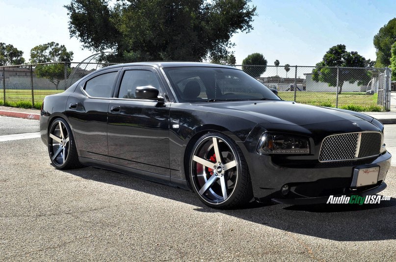 Dodge Charger - 6