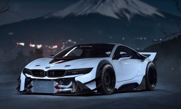 BMW i8