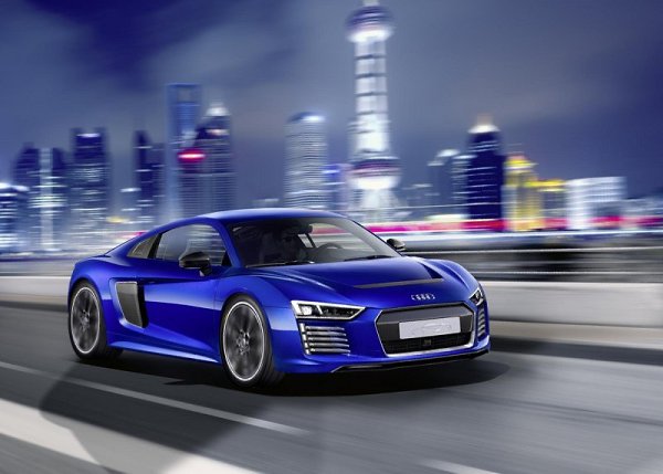 Audi     R8 e-tron.    ...