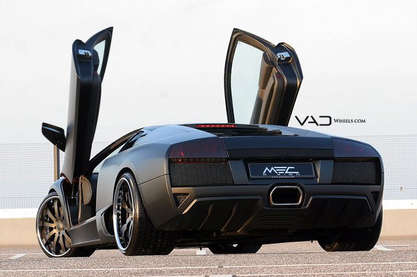 Lamborghini Murcielago LP640. - 8