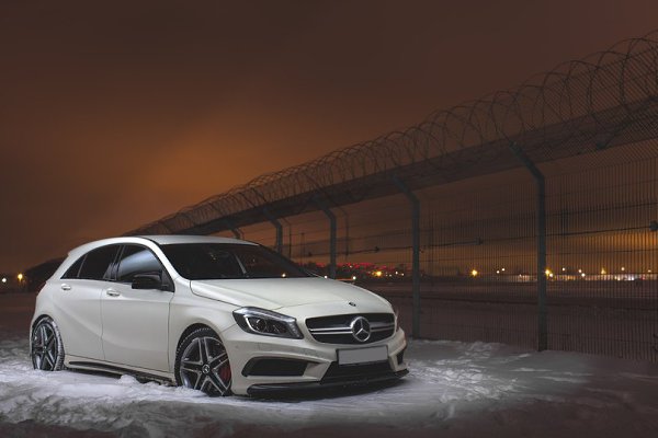 Mercedes-Benz A45 AMG. - 2