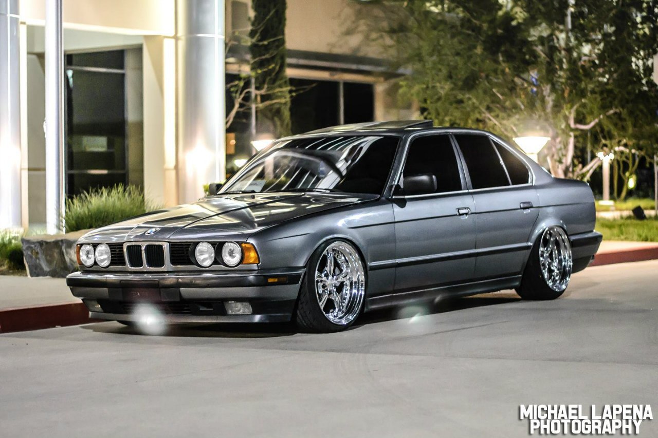 BMW 5 Series E34 - 4