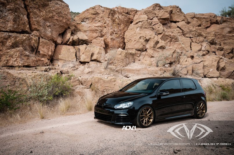 Volkswagen Golf R. - 3