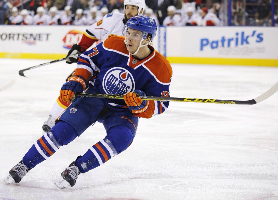 Мак девид. Connor mcdavid. макдэвид хоккеист. коннор макдэвид эдмонтон. коннор макдэвид хоккеист.