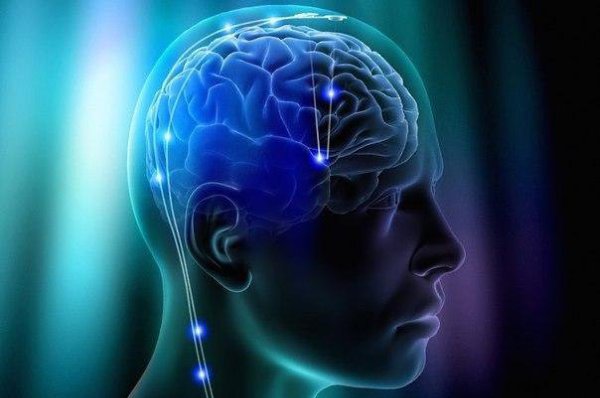 10 сверхспособностей, которые получат люди с мозговыми имплантатами. Крошечный компьютерный чип, ...