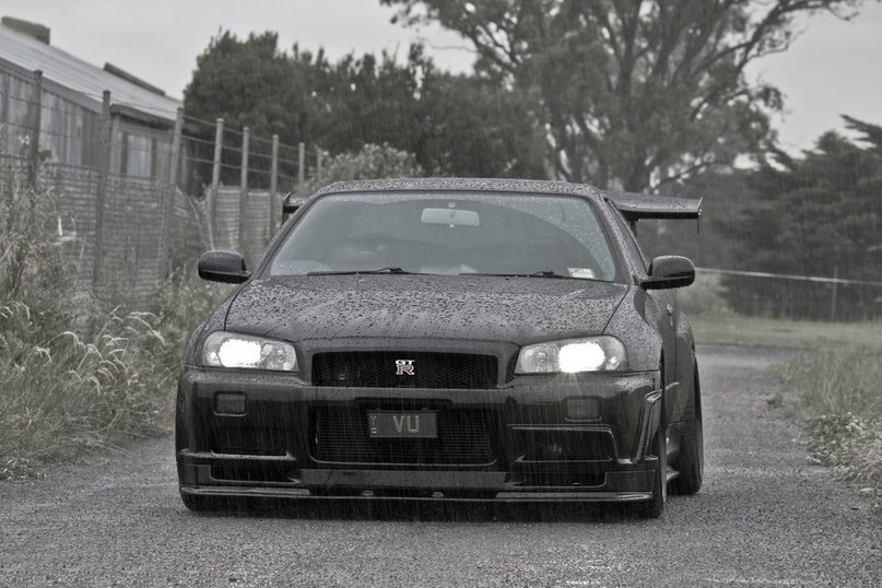 Nissan Skyline - 3