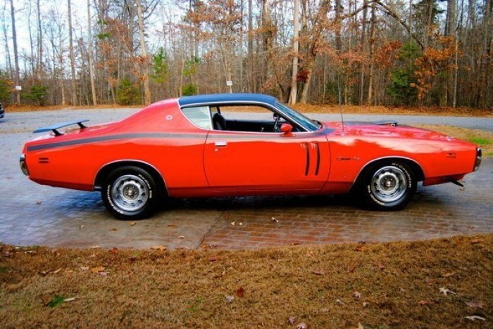 Dodge Charger R/T SE - 4