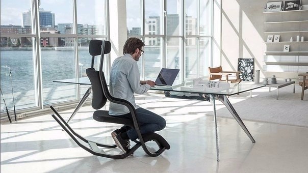    VARIER FURNITURE - 3