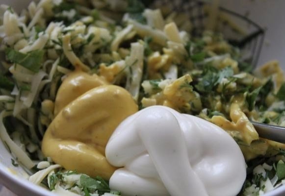 МЯСО ПО-ФРАНЦУЗСКИ С ГОРЧИЧНЫМ СОУСОМ.ИНГРЕДИЕНТЫ: Мякоть свинины — 500 г Лук — 2 головки Помидоры — ... - 9