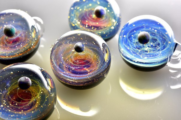 Glass Art. Satoshi Tomizu