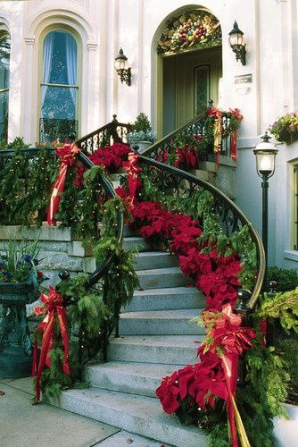 Beautiful Christmas Door. - 6