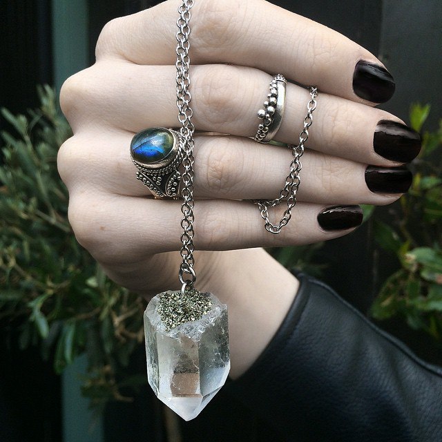    - 14  2015  00:29 - 4