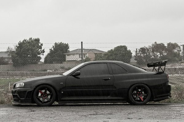 Nissan Skyline - 4