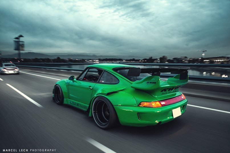 Porsche 911 RWB - 4