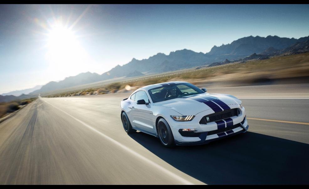 2016 Ford Mustang Shelby GT350 - 2