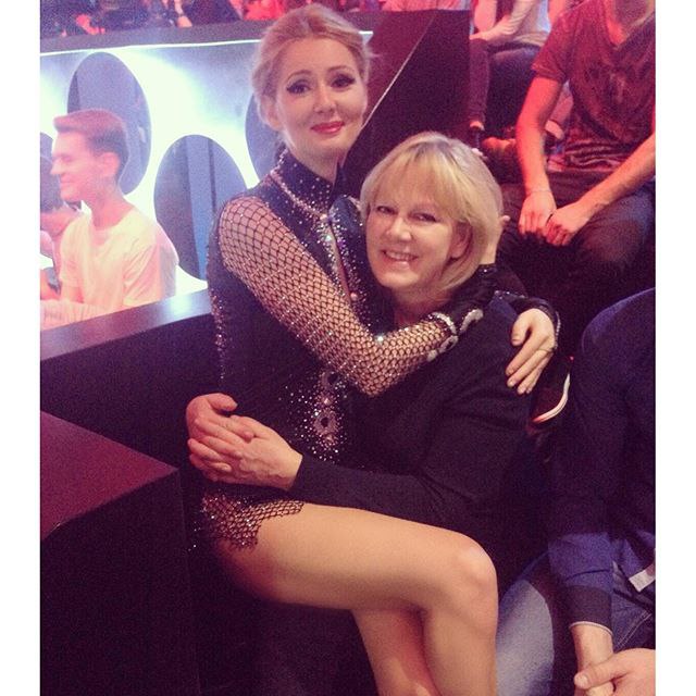   !  !  ,           ...