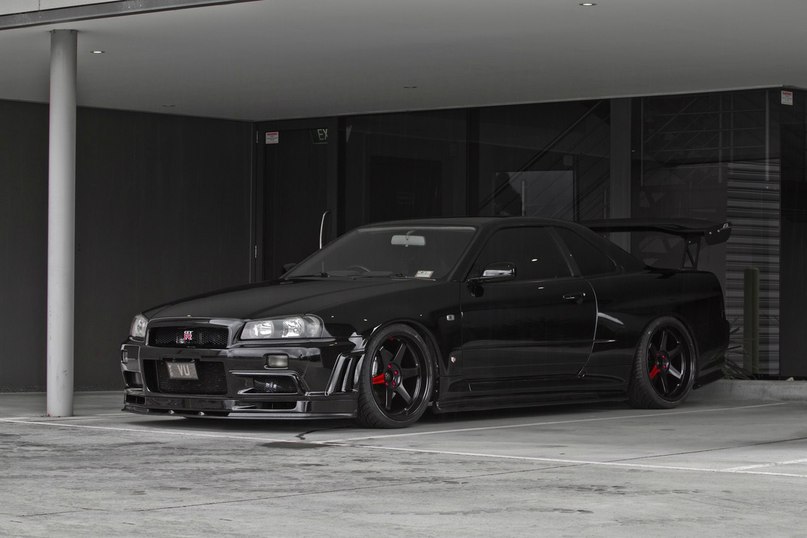 Nissan Skyline - 7