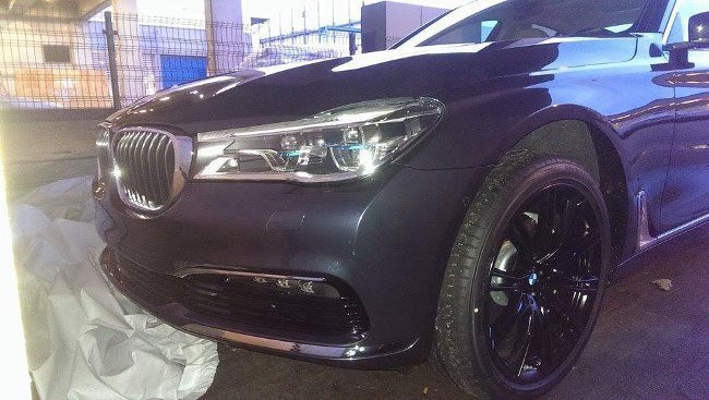 BMW G11 7 Series - 5