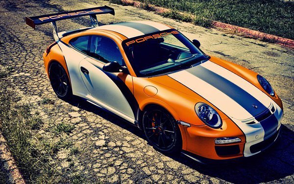 Porsche 911 GT3 RS.