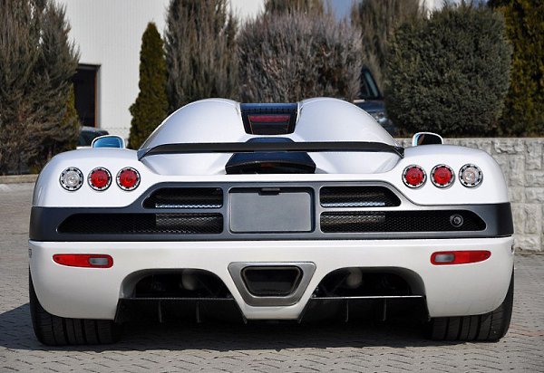 Koenigsegg CCXS.: 4.8 V8: 1032 .. : 1080 . : 405 ... - 5