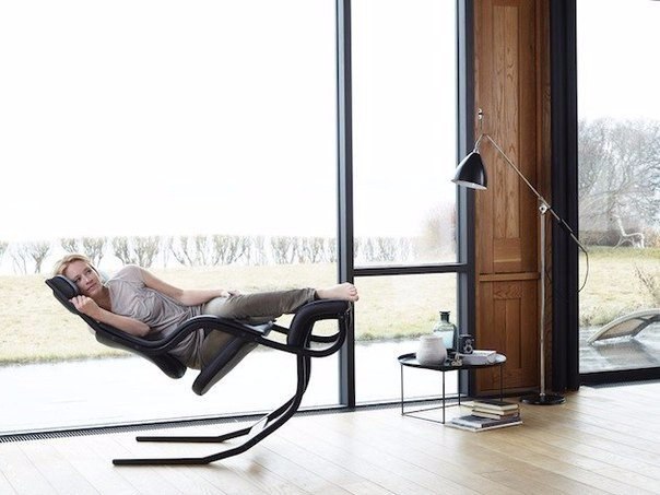    VARIER FURNITURE - 2