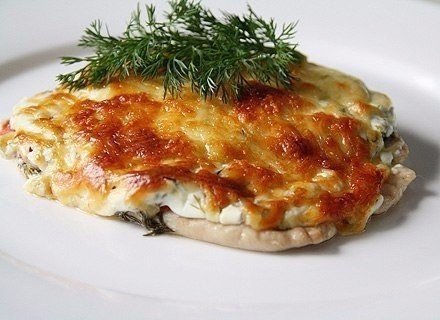 Куриная отбивная под сырной корочкой. Немногие знают, что приготовить отбивные можно не только из ...