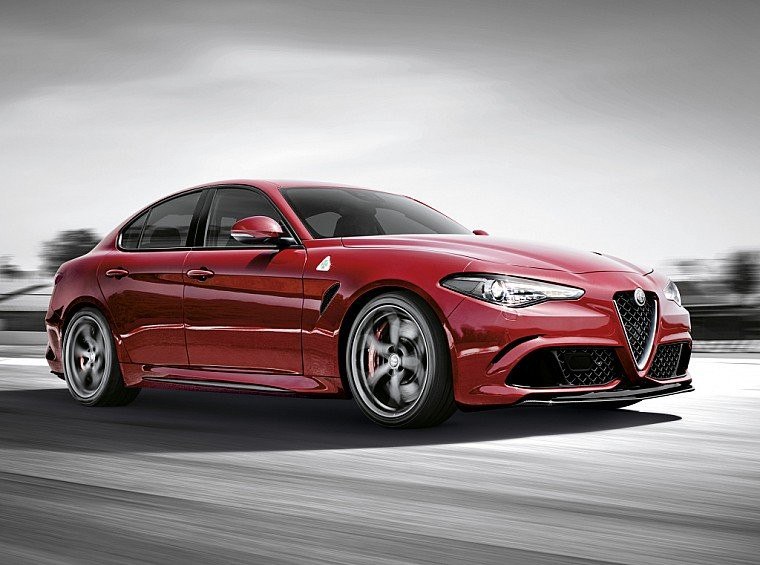 Alfa Romeo Giulia Quadrifoglio    2020 ...