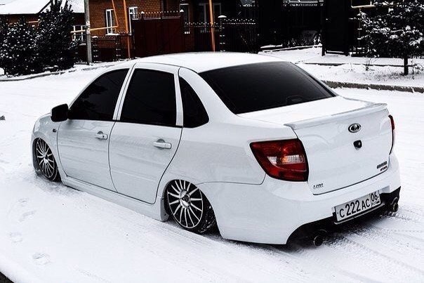  Lada Granta