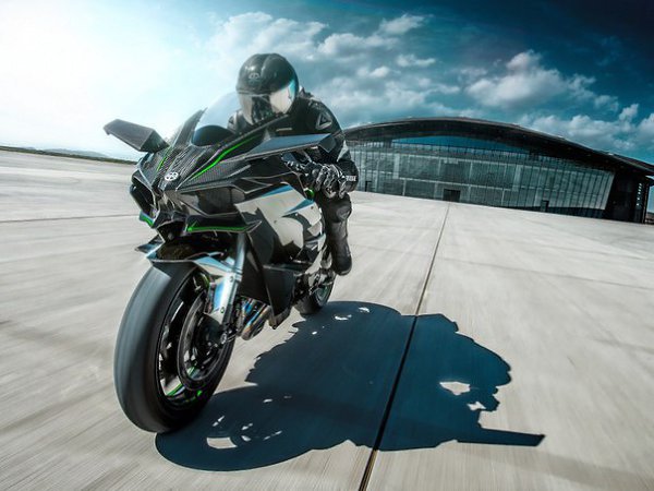 Kawasaki Ninja H2R - 5