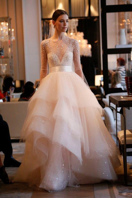MONIQUE LHUILLIER - 2