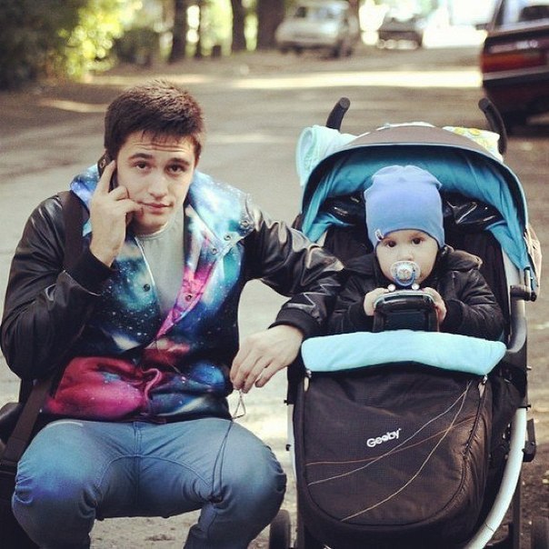 Парни, которые нянчатся с детьми кажутся мне более ... | Красиво ...