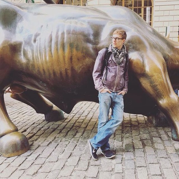 !   .      Wall-Street,    .     ...